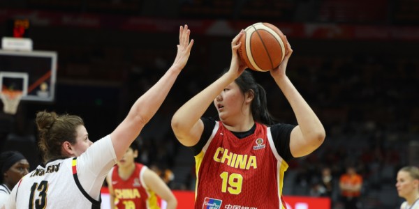 kaiyun集团-首败！中国女篮最多落后24分惨负比利时 张子宇20+11被轰17-0